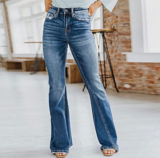 Casual wash high waisted jeans