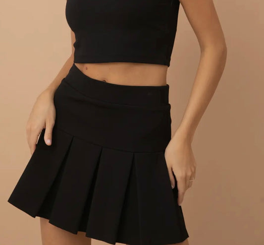 Super stretchy mini tennis skirt