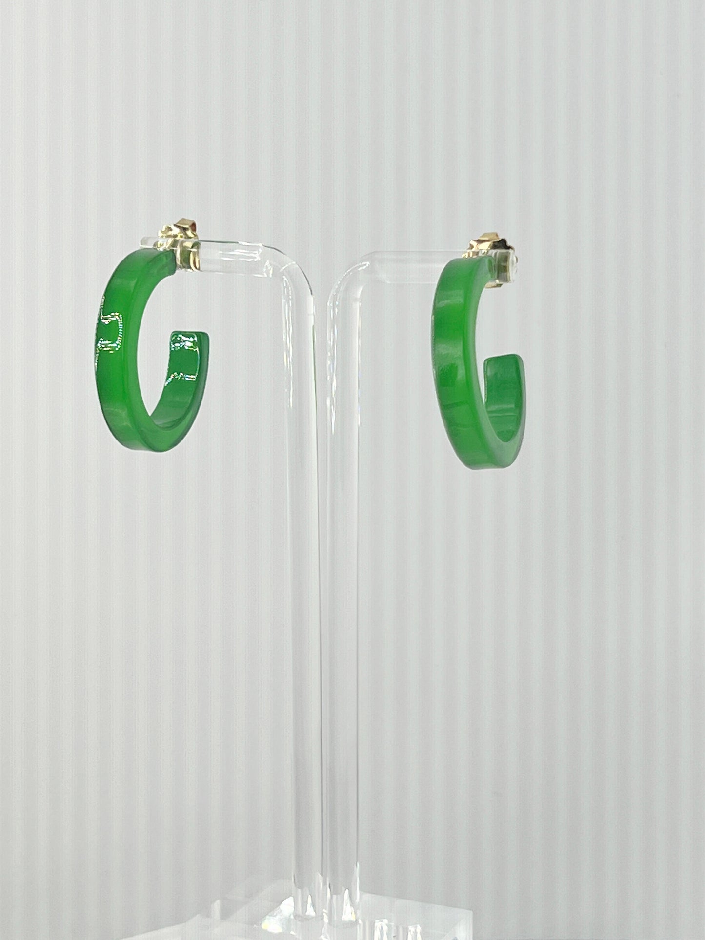 Open hoop earring